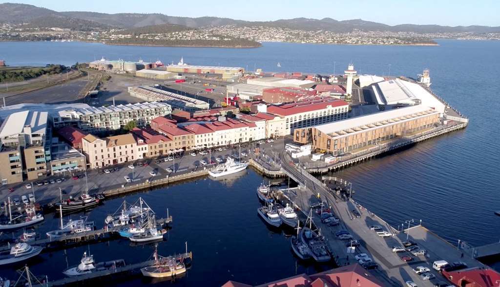 Macq 01 Hotel Hobart Luaran gambar Aerial view of the Port of Hobart
